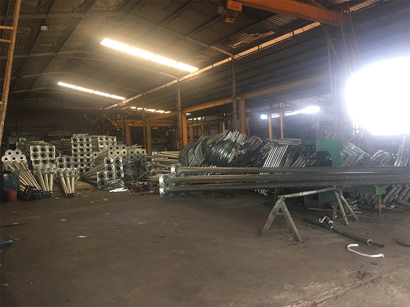 xưởng sản xuất cột đèn cao áp